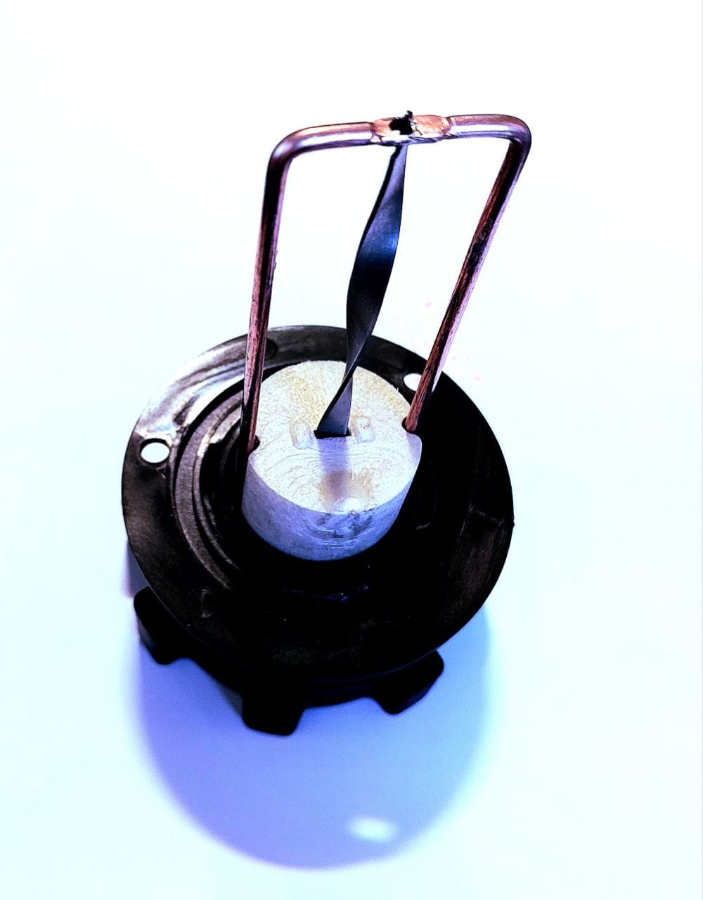 درب باک - درب مخزن سوخت دیزل